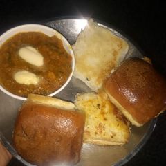 A picture of Pav bhaji.