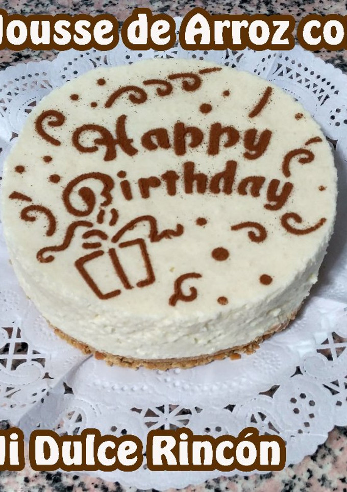 Una foto de Tarta mousse de arroz con leche
