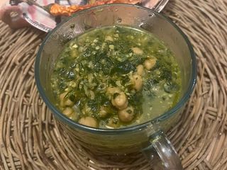 خوراک نخود و‌ اسفناج