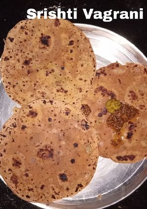 A picture of Dal or Dahi ki Chapati.