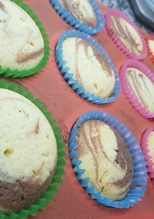 Una foto de Muffins marmolados