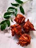 Tea Stall Onion Bonda