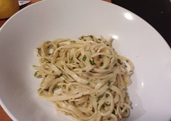 Simple Way to Make Ultimate Aglio e olio