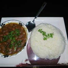A picture of Rajma chawal.