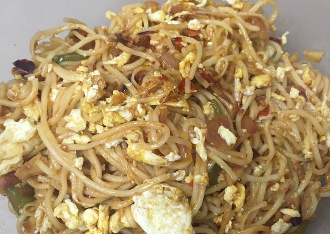 Recipe of Speedy Schezwan Hakka Noodles 🍝
