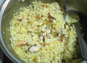 Una foto de Paella de choritos
