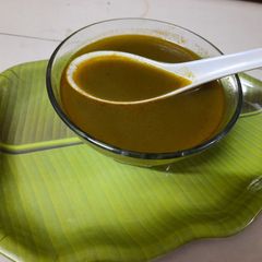 A picture of Spinach soup.