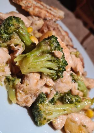 Brokkolis csirke recept fotója