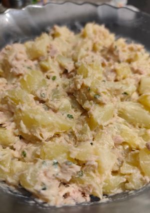 Une photo de Salade de pomme de terre au thon