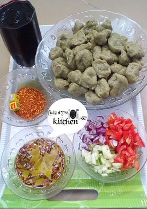 A picture of Dan wake by ful@rny"ss kitchen..