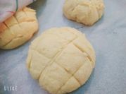 A picture of melon pan