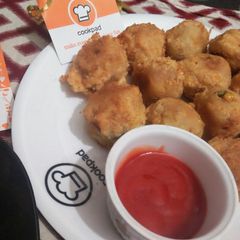 A picture of Potatoes and corn croquettes 😜.