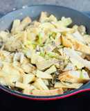 Măng Xào Chả Cá