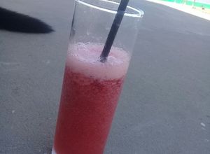 Una foto de Licuado de Frutilla (con agua)