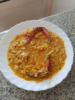 Una foto de Arroz caldoso de centollas