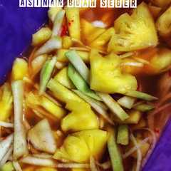 A picture of Asinan Buah Seger 🍍.