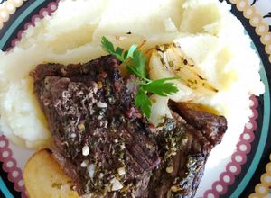 Foto de Carne assada ao chimichurri