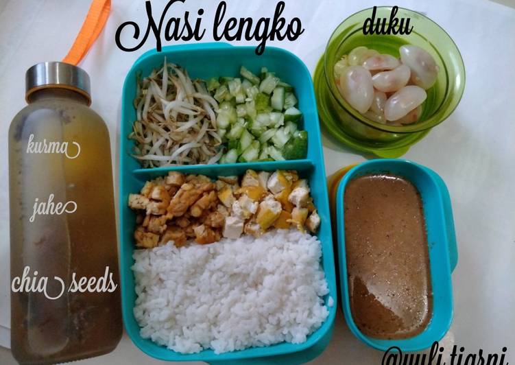 Bagaimana Menyiapkan Nasi Lengko Sempurna