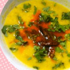 A picture of Masoor and moong dal tadka.