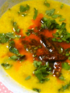 A picture of Masoor and moong dal tadka.