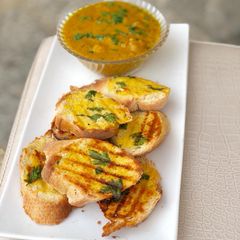 A picture of Garlic bread.