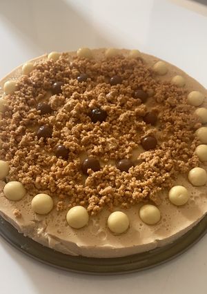 Foto principal de Tarta de turrón sin horno