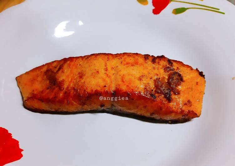11 Resep: Panfried Salmon Anti Ribet!