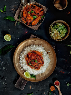 আলু টমেটো দিয়ে বোয়াল মাছ ভুনা রেসিপির প্রধান ছবি