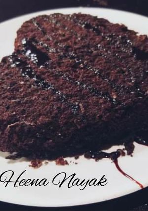 બ્રાઉની (Brownie Recipe In Gujarati) રેસીપી મુખ્ય ફોટો