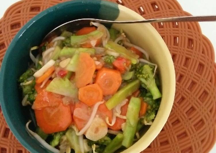 Langkah Menyiapkan Sayur Brokoli,Wortel,Toge (BROWAGE), Enak
