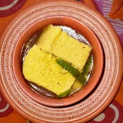 A picture of Dhokla.
