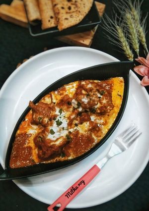 A picture of Awadhi Chicken Korma.