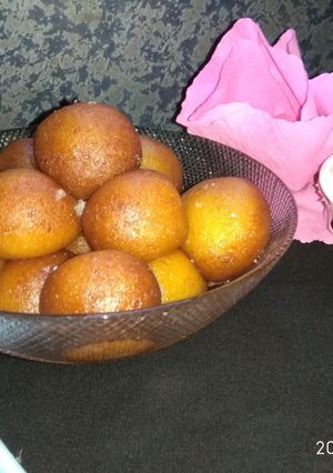 ગુલાબ જામુન (Gulab Jamun Recipe In Gujarati) રેસીપી મુખ્ય ફોટો