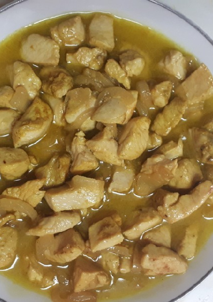 Una foto de Pinchitos de pollo al vino