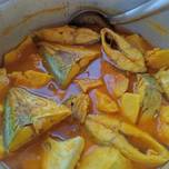 แกงส้มปลาสิกุนหัวบอน