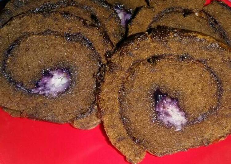 Bolu Gulung Coklat