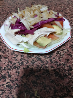 Una foto de Ensalada de Lombarda y Pollo