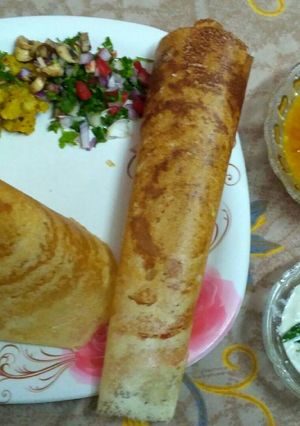 A picture of Mushroom masala dosa.