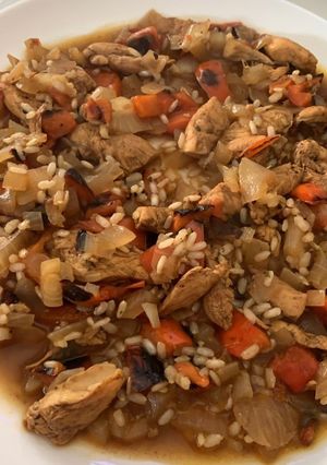 Una foto de Pollo con verduritas y arroz Realfooder