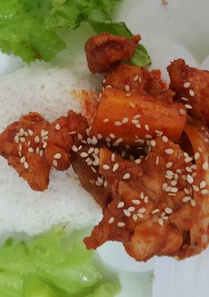 A picture of Dak Galbi.