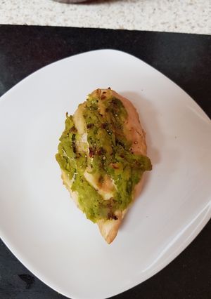 A picture of My Guacamole stuffed Chicken Breast 😘.