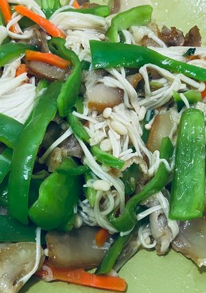 青椒快炒豬耳絲 的食譜成品照片