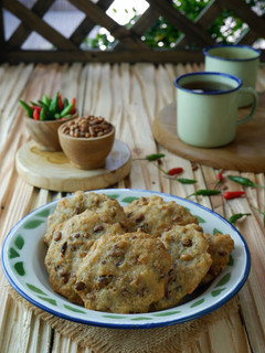 Foto resep Rarawuan (Gorengan Kacang Tolo)