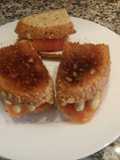 Canapés de salmón ahumado y espárragos con queso