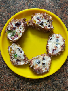 சாக்கோ நட்டி ரோல் (Choco nutty roll recipe in tamil) செய்முறை முக்கிய புகைப்படம்