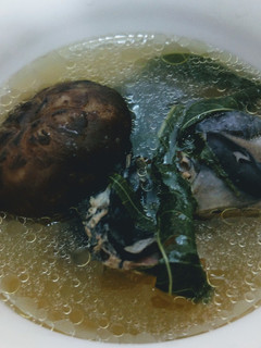 蒜味刺蔥雞湯 的食譜成品照片
