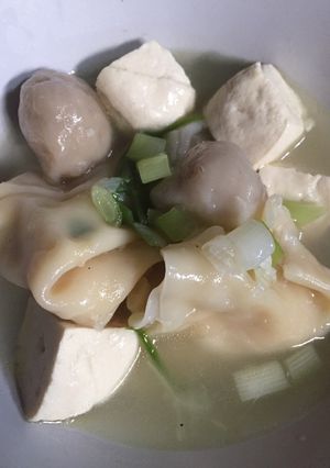 Foto resep Pangsit Kuah Tahu Bakso