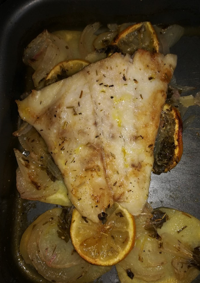 Una foto de Mero al horno