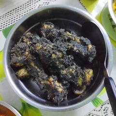 A picture of Black Sesame Chicken.