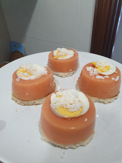 Una foto de Flan de salmorejo cordobés